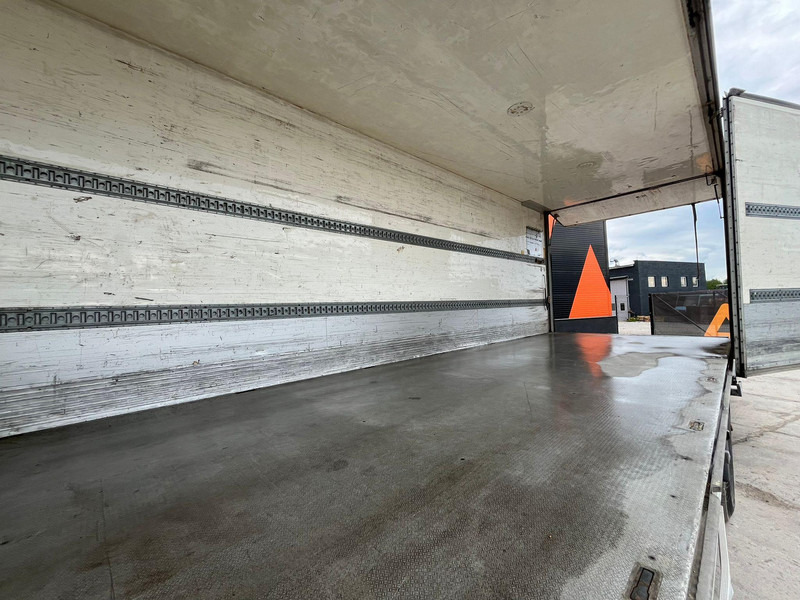 박스 트럭 Volvo FM 330 4x2 BOX L=7533 mm : 사진 13 박스 트럭 Volvo FM 330 4x2 BOX L=7533 mm : 사진 13