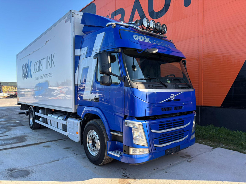 Volvo FM 330 4x2 BOX L=7608 mm - 박스 트럭 : 사진 4 Volvo FM 330 4x2 BOX L=7608 mm - 박스 트럭 : 사진 4