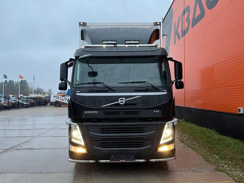 Volvo FM 420 6x2 ADBLUE PROGRAMMED OFF / BOX HEATING / BOX L=9977 mm - 박스 트럭 : 사진 2 Volvo FM 420 6x2 ADBLUE PROGRAMMED OFF / BOX HEATING / BOX L=9977 mm - 박스 트럭 : 사진 2