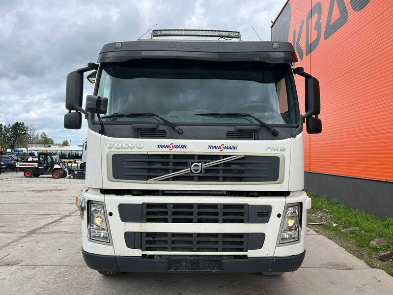 Volvo FM 9 300 6x2 CHASSIS L=8779 mm - 캡 새시 트럭 : 사진 3 Volvo FM 9 300 6x2 CHASSIS L=8779 mm - 캡 새시 트럭 : 사진 3