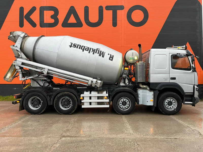 Volvo FMX 500 8x4 SARAKA HR-11 / 10 m3 + CHUTE 10 m / TANDEM AXLE LIFT - 콘크리트 믹서 트럭 : 사진 4 Volvo FMX 500 8x4 SARAKA HR-11 / 10 m3 + CHUTE 10 m / TANDEM AXLE LIFT - 콘크리트 믹서 트럭 : 사진 4
