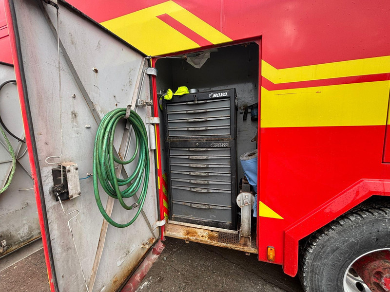 견인 트럭 Volvo NH 12 460 6x4 Vulcan V-70 / 2x SEPSON 20 / 30 ton WINCH : 사진 15 견인 트럭 Volvo NH 12 460 6x4 Vulcan V-70 / 2x SEPSON 20 / 30 ton WINCH : 사진 15