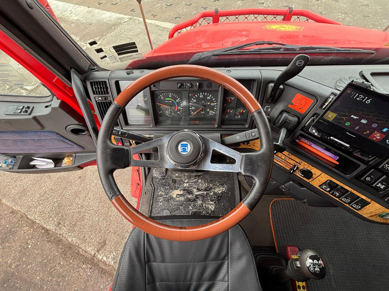 견인 트럭 Volvo NH 12 460 6x4 Vulcan V-70 / 2x SEPSON 20 / 30 ton WINCH : 사진 17 견인 트럭 Volvo NH 12 460 6x4 Vulcan V-70 / 2x SEPSON 20 / 30 ton WINCH : 사진 17