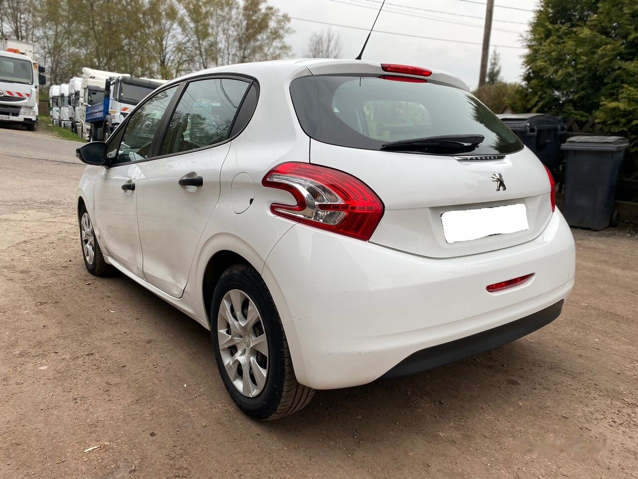 Peugeot 208 - 차량 : 사진 3 Peugeot 208 - 차량 : 사진 3