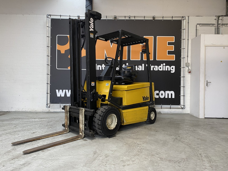 Yale ERP25ALF - 전기 지게차 : 사진 3 Yale ERP25ALF - 전기 지게차 : 사진 3