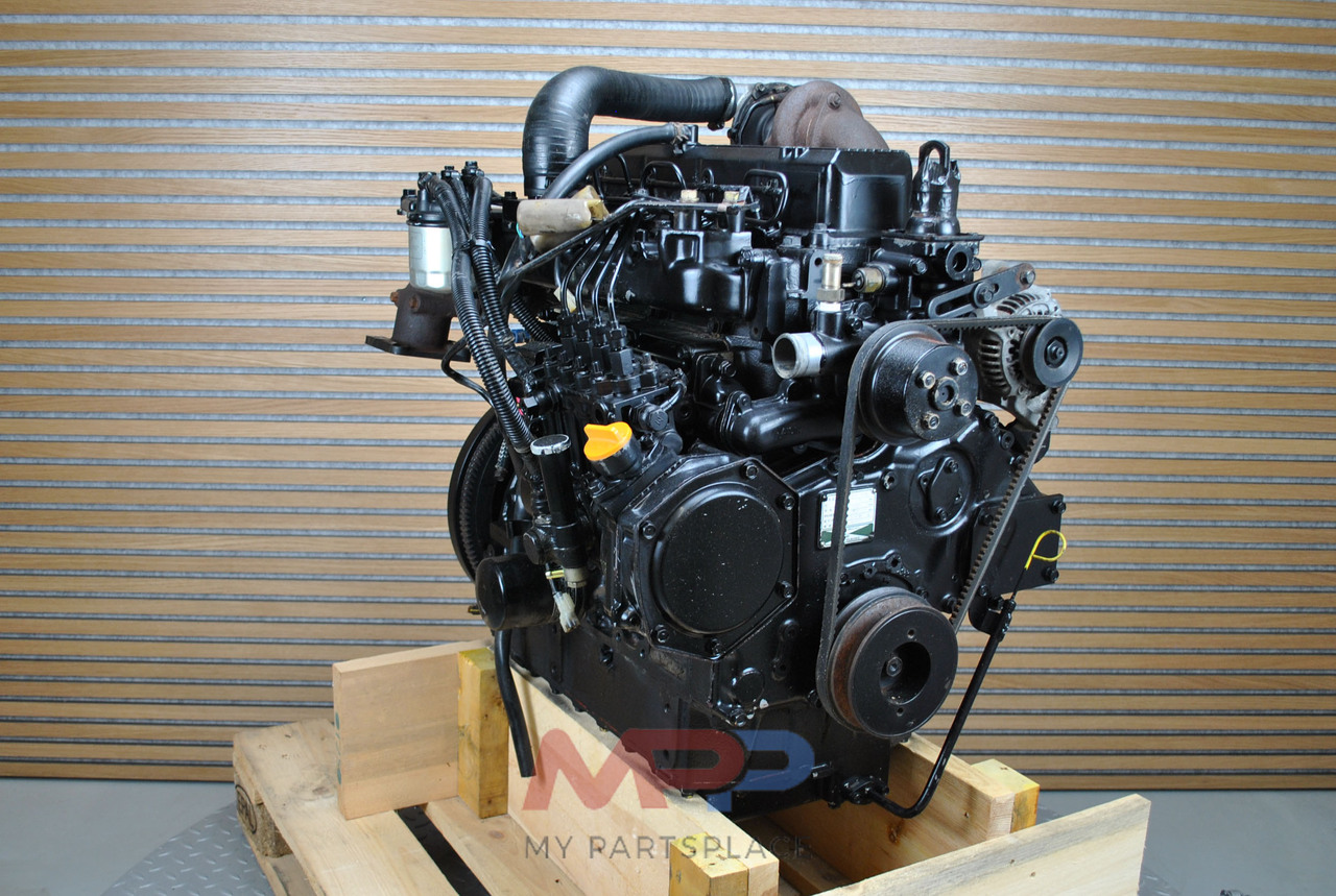 YANMAR 4TNE100 / 4TNE100-T - 엔진 목초수확기 용 : 사진 3 YANMAR 4TNE100 / 4TNE100-T - 엔진 목초수확기 용 : 사진 3