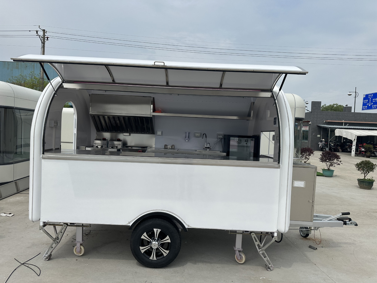 ERZODA Catering Trailer | Food Truck | Concession trailer | Food Trailers - 자판기 트레일러 : 사진 2 ERZODA Catering Trailer | Food Truck | Concession trailer | Food Trailers - 자판기 트레일러 : 사진 2