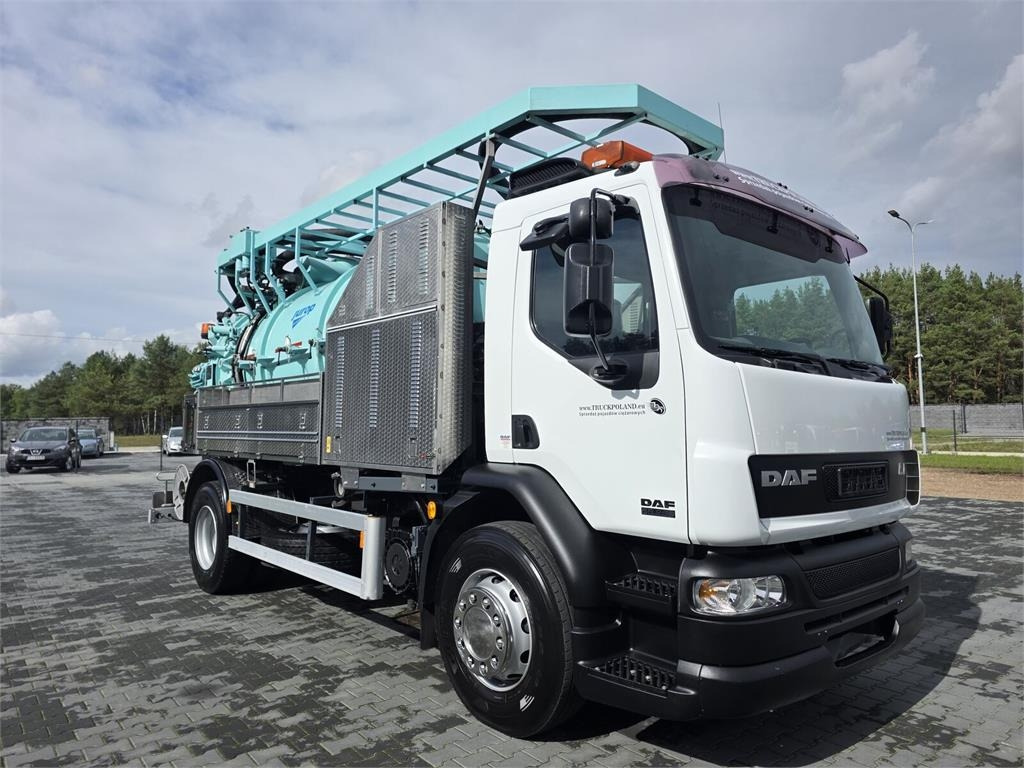 DAF WUKO JUROP KOMBI FOR SEWAGE CLEANING - 진공 흡입 트럭 : 사진 2 DAF WUKO JUROP KOMBI FOR SEWAGE CLEANING - 진공 흡입 트럭 : 사진 2