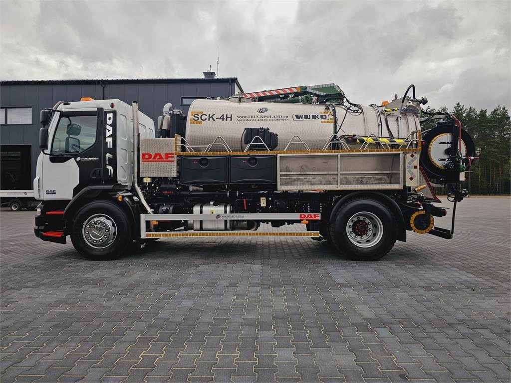 DAF WUKO SCK-4HW for collecting waste liquid separator - 진공 흡입 트럭 : 사진 4 DAF WUKO SCK-4HW for collecting waste liquid separator - 진공 흡입 트럭 : 사진 4