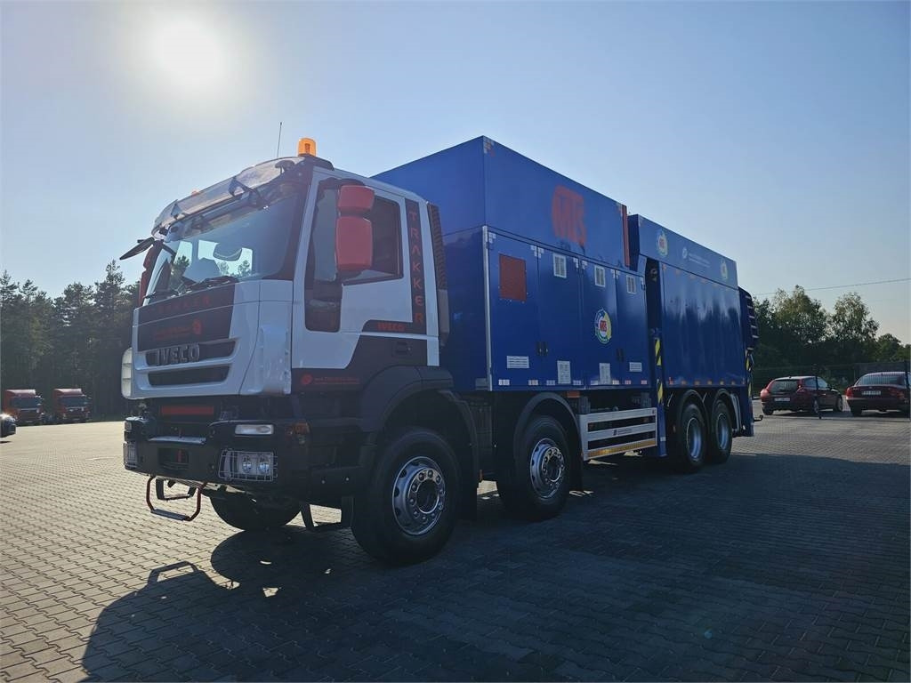 Iveco MTS 4 x TURBINE MTS 4 x TURBINE Saugbagger vacuum - 진공 흡입 트럭 : 사진 3 Iveco MTS 4 x TURBINE MTS 4 x TURBINE Saugbagger vacuum - 진공 흡입 트럭 : 사진 3