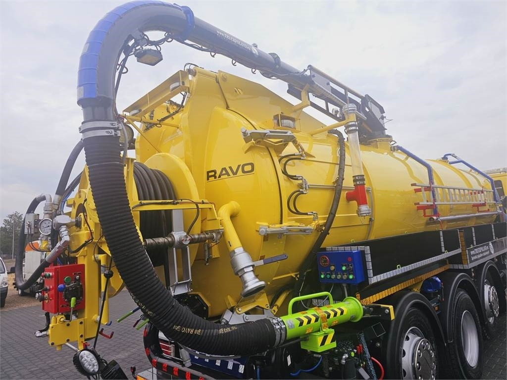 Iveco RAVO WUKO FOR CHANNEL CLEANING druck saug kanal - 진공 흡입 트럭 : 사진 2 Iveco RAVO WUKO FOR CHANNEL CLEANING druck saug kanal - 진공 흡입 트럭 : 사진 2