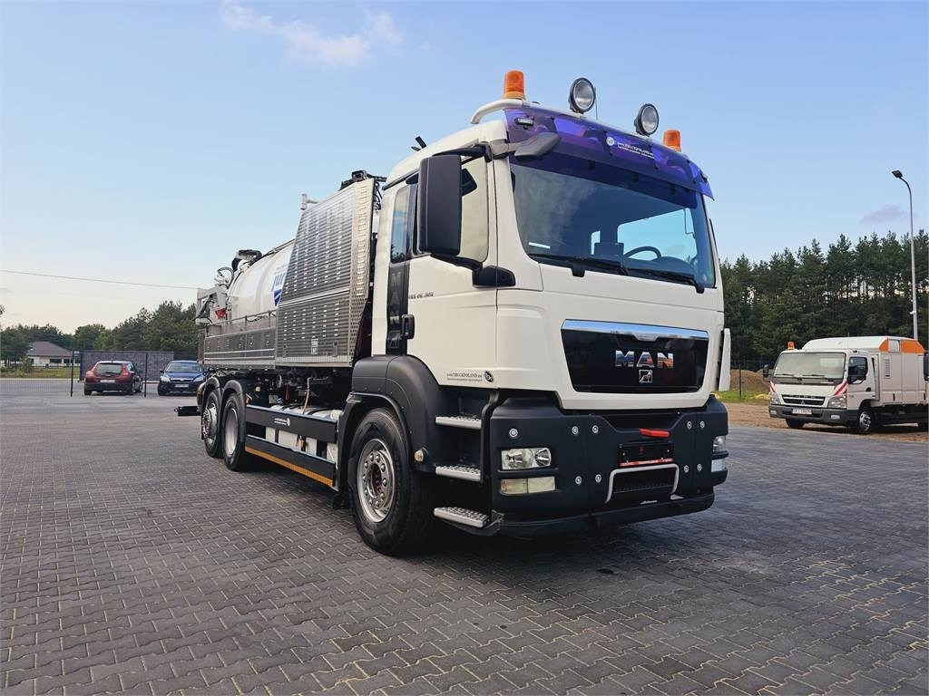 MAN JUROP VJC9 / 5 2010 WUKO for collecting liquid was - 진공 흡입 트럭 : 사진 2 MAN JUROP VJC9 / 5 2010 WUKO for collecting liquid was - 진공 흡입 트럭 : 사진 2