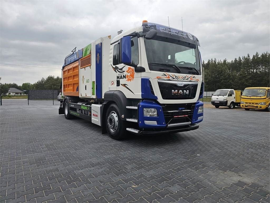 MAN RSP ESE 18/4-KM Saugbagger vacuum cleaner excavato - 진공 흡입 트럭 : 사진 2 MAN RSP ESE 18/4-KM Saugbagger vacuum cleaner excavato - 진공 흡입 트럭 : 사진 2