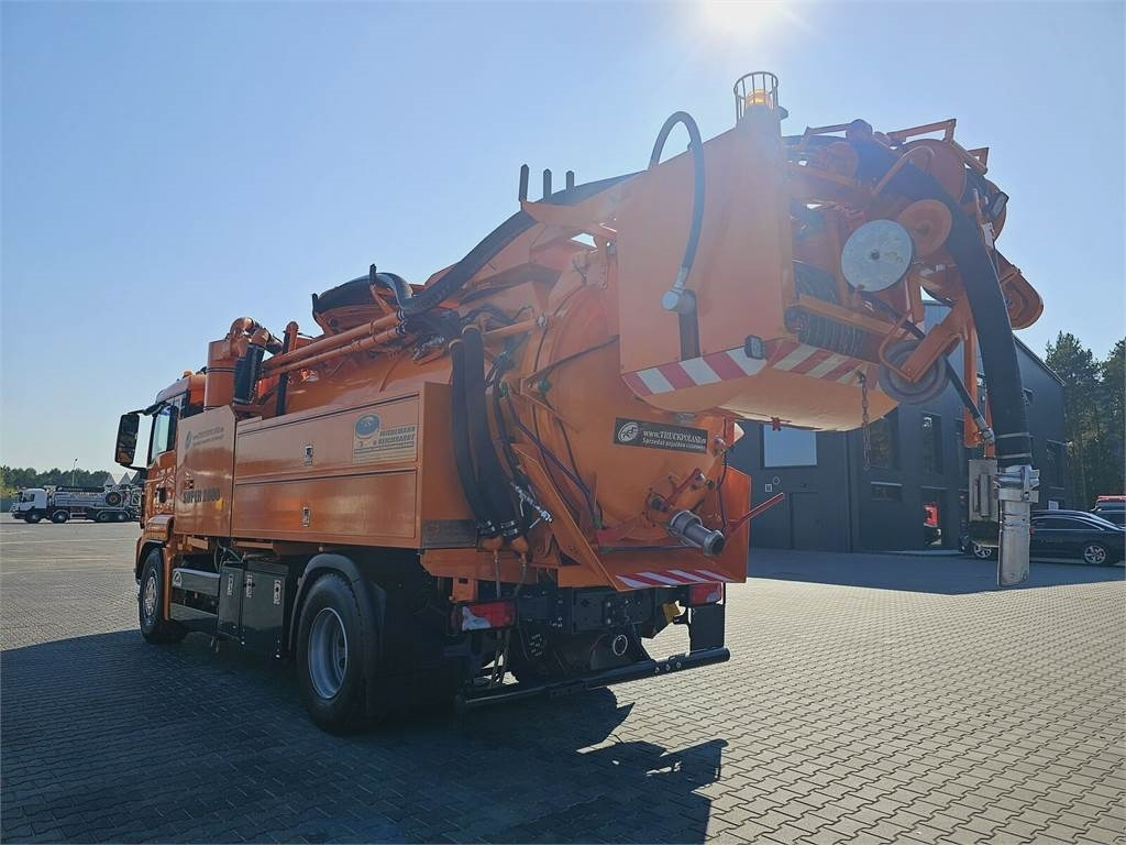 MAN SUPER 2000 4x2 WUKO RECYKLING for collecting liqui - 진공 흡입 트럭 : 사진 5 MAN SUPER 2000 4x2 WUKO RECYKLING for collecting liqui - 진공 흡입 트럭 : 사진 5
