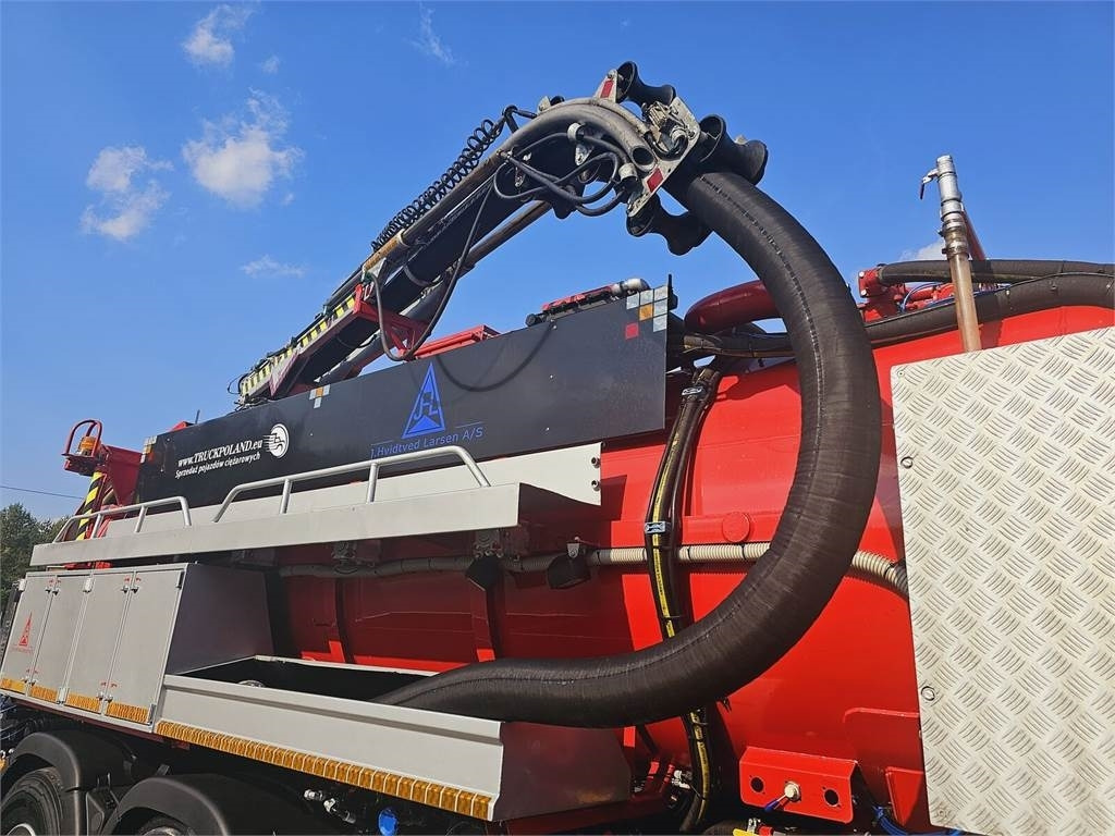 진공 흡입 트럭 MAN WUKO LARSEN for collecting liquid waste : 사진 25