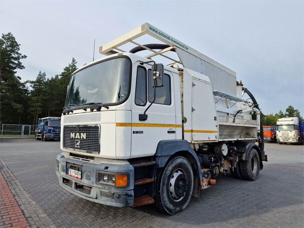 MAN WUKO MORO KOMBI FOR CHANNEL CLEANING - 진공 흡입 트럭 : 사진 3 MAN WUKO MORO KOMBI FOR CHANNEL CLEANING - 진공 흡입 트럭 : 사진 3