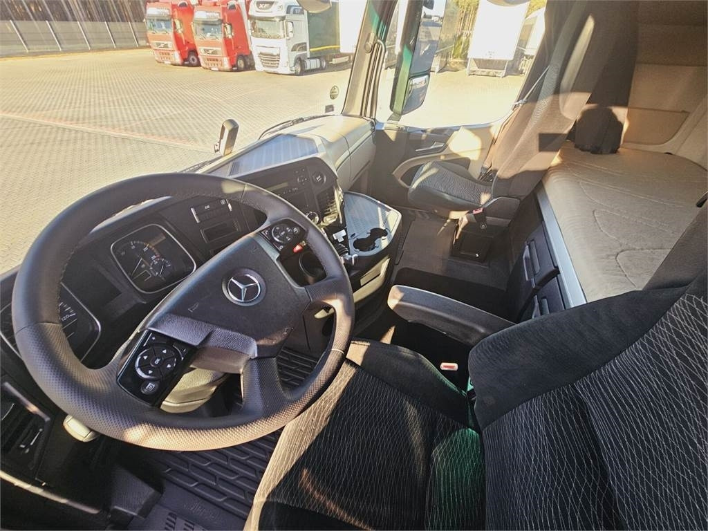 Mercedes-Benz ACTROS 1843 - 트랙터 유닛 : 사진 3 Mercedes-Benz ACTROS 1843 - 트랙터 유닛 : 사진 3