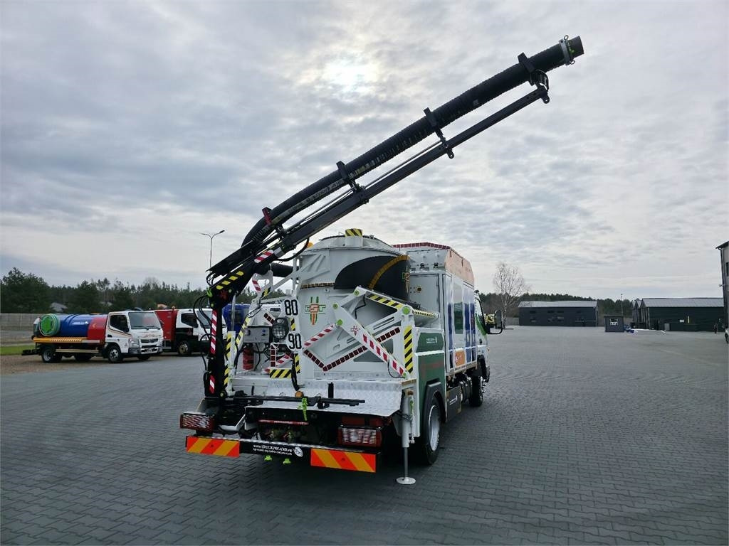 진공 흡입 트럭 Mitsubishi CANTER odkurzacz koparka ssąca Saugbagger CITY SAU : 사진 28