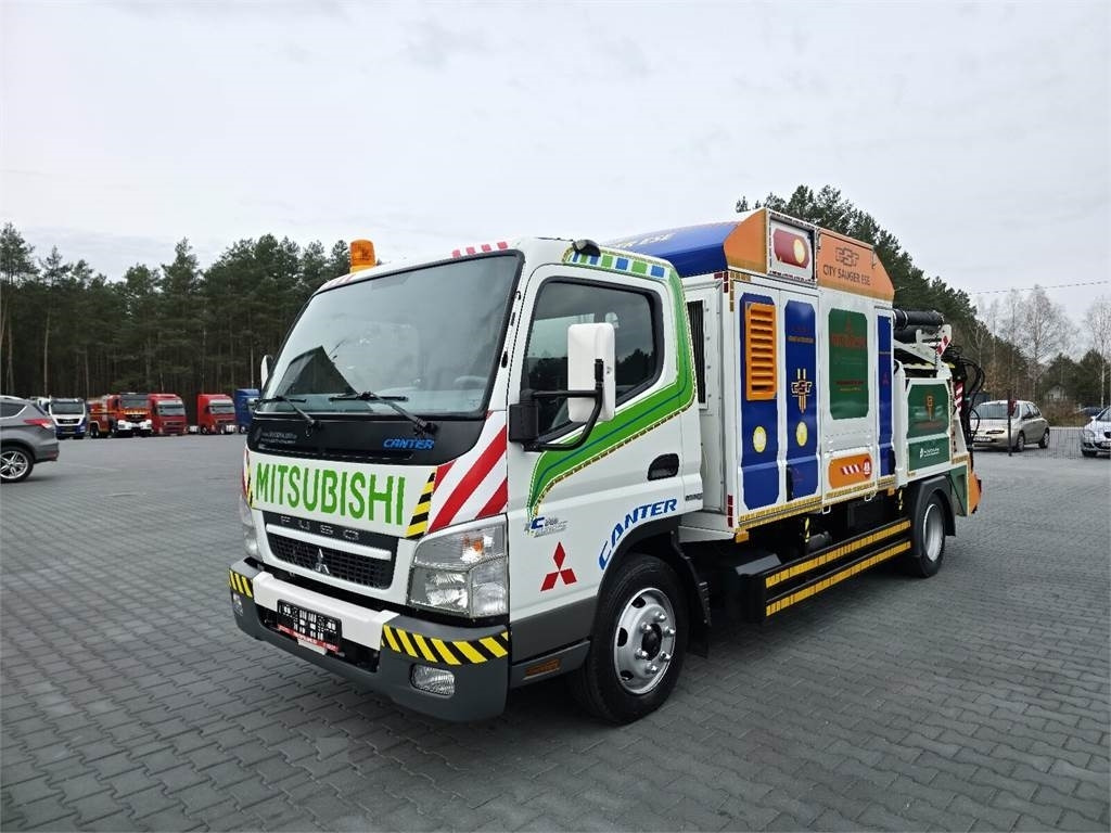Mitsubishi CANTER odkurzacz koparka ssąca Saugbagger CITY SAU  - 진공 흡입 트럭 : 사진 3 Mitsubishi CANTER odkurzacz koparka ssąca Saugbagger CITY SAU  - 진공 흡입 트럭 : 사진 3