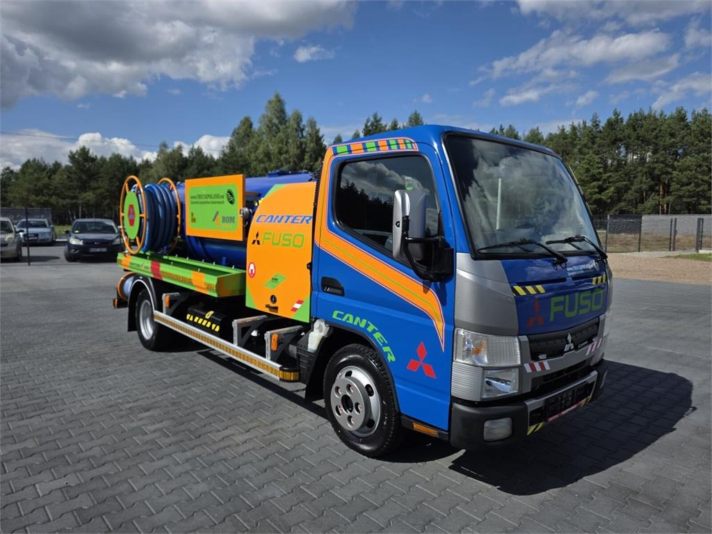 Mitsubishi ROM KOKS SMART COMBI WUKO HOT WATER FOR CLEANING S  - 진공 흡입 트럭 : 사진 2 Mitsubishi ROM KOKS SMART COMBI WUKO HOT WATER FOR CLEANING S  - 진공 흡입 트럭 : 사진 2