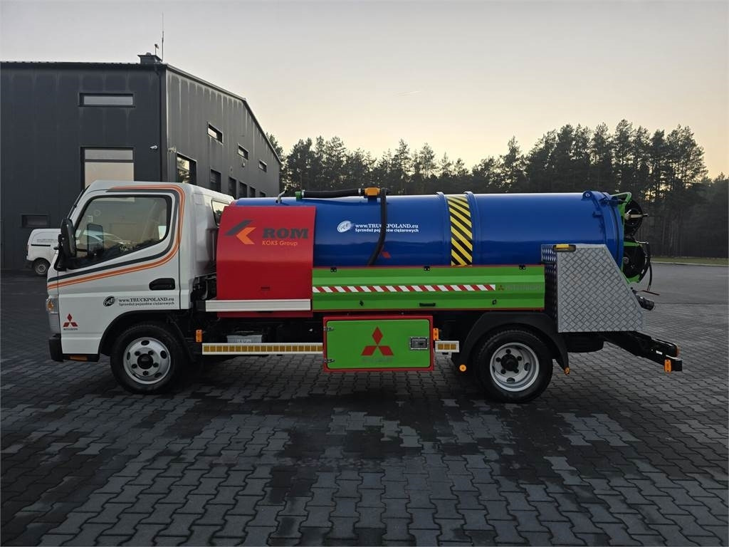 Mitsubishi ROM KOKS SMART COMBI WUKO HOT WATER FOR CLEANING S  - 진공 흡입 트럭 : 사진 4 Mitsubishi ROM KOKS SMART COMBI WUKO HOT WATER FOR CLEANING S  - 진공 흡입 트럭 : 사진 4