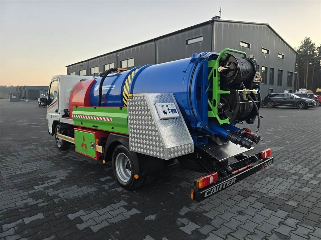 Mitsubishi ROM KOKS SMART COMBI WUKO HOT WATER FOR CLEANING S  - 진공 흡입 트럭 : 사진 5 Mitsubishi ROM KOKS SMART COMBI WUKO HOT WATER FOR CLEANING S  - 진공 흡입 트럭 : 사진 5