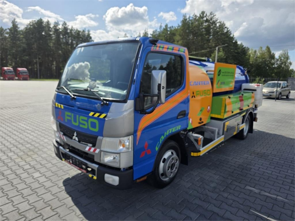 Mitsubishi ROM SMART COMBI WUKO HOT WATER FOR CLEANING SEWAGE - 진공 흡입 트럭 : 사진 3 Mitsubishi ROM SMART COMBI WUKO HOT WATER FOR CLEANING SEWAGE - 진공 흡입 트럭 : 사진 3