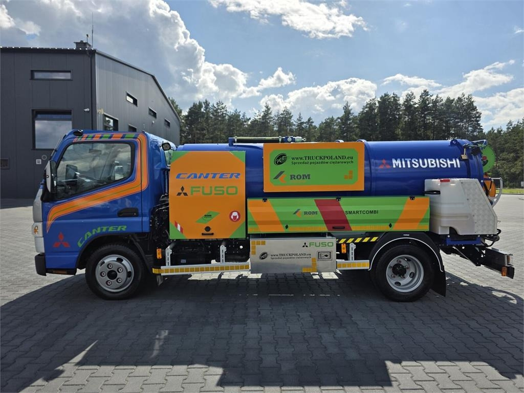 Mitsubishi ROM SMART COMBI WUKO HOT WATER FOR CLEANING SEWAGE - 진공 흡입 트럭 : 사진 4 Mitsubishi ROM SMART COMBI WUKO HOT WATER FOR CLEANING SEWAGE - 진공 흡입 트럭 : 사진 4