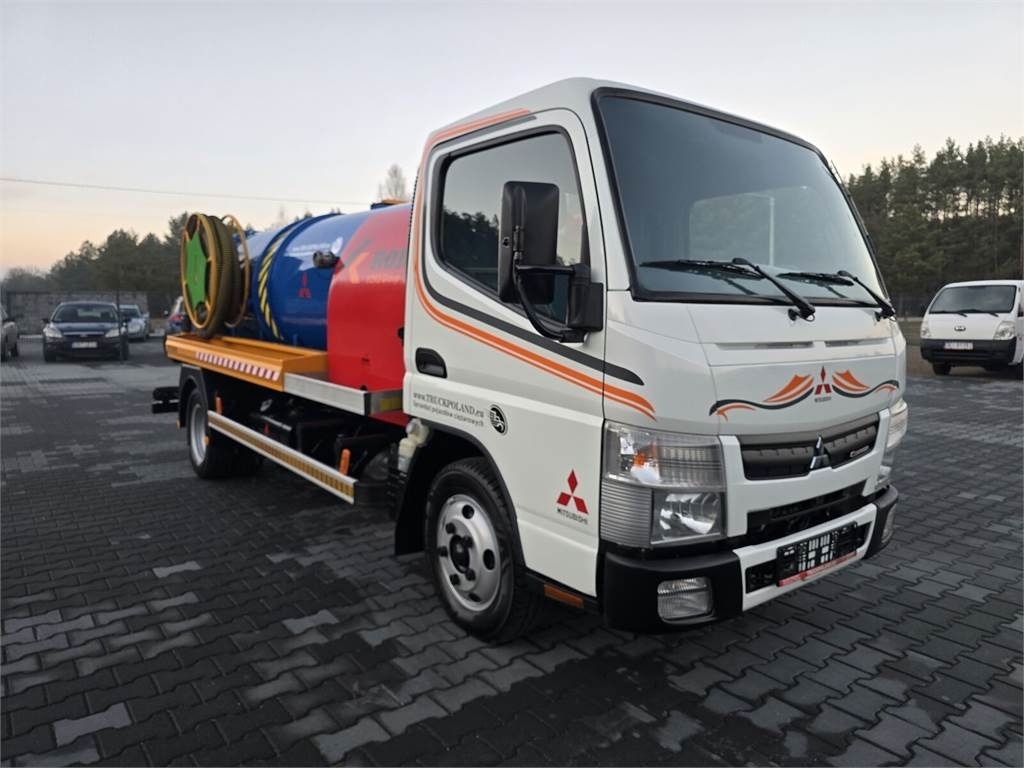 Mitsubishi ROM SMART COMBI WUKO HOT WATER FOR CLEANING SEWAGE - 진공 흡입 트럭 : 사진 2 Mitsubishi ROM SMART COMBI WUKO HOT WATER FOR CLEANING SEWAGE - 진공 흡입 트럭 : 사진 2