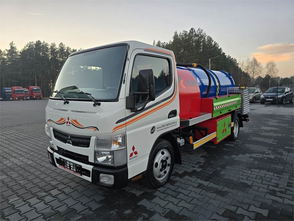 Mitsubishi ROM SMART COMBI WUKO HOT WATER FOR CLEANING SEWAGE - 진공 흡입 트럭 : 사진 3 Mitsubishi ROM SMART COMBI WUKO HOT WATER FOR CLEANING SEWAGE - 진공 흡입 트럭 : 사진 3