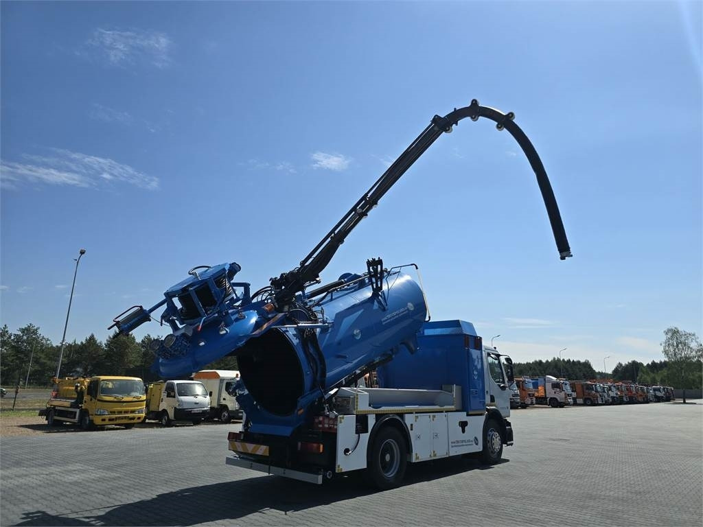 Renault WUKO RIVARD for collecting liquid waste  - 지자체/ 특수 차량 : 사진 1 Renault WUKO RIVARD for collecting liquid waste  - 지자체/ 특수 차량 : 사진 1