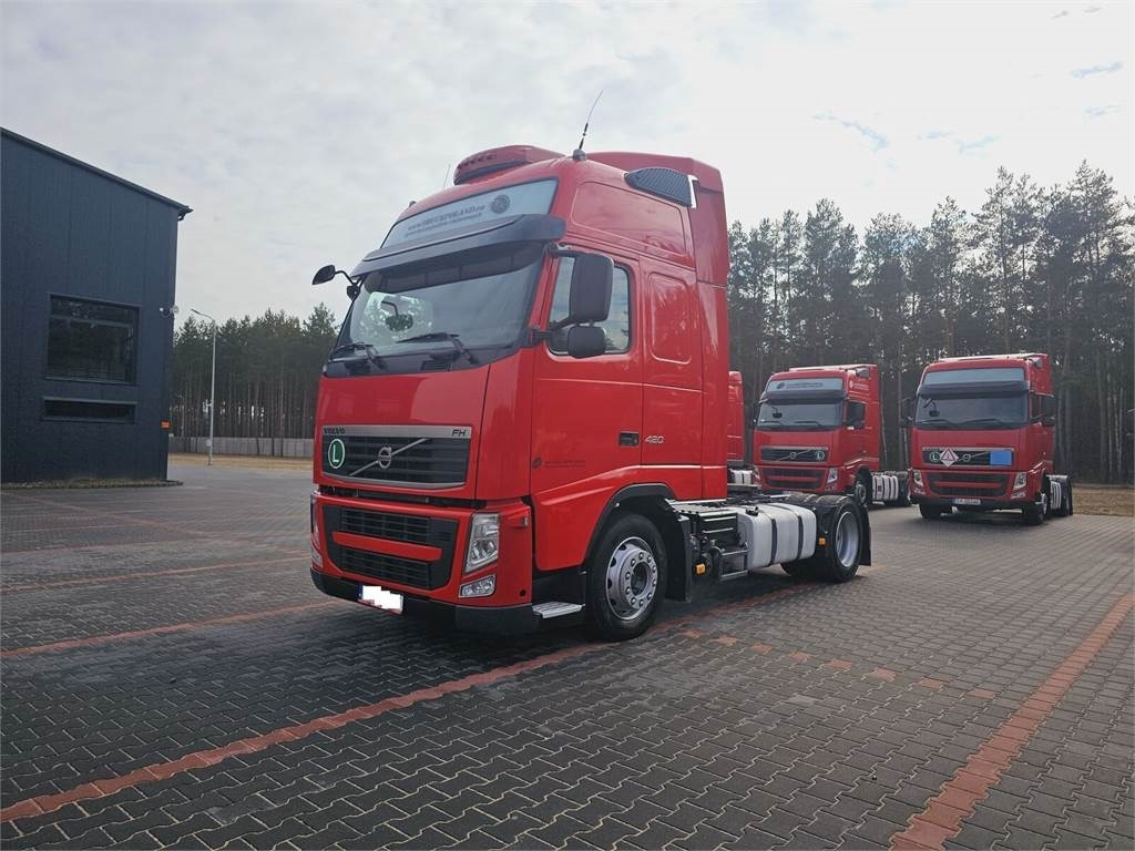 Volvo FH13 XXL EURO 5 2011 + KRONE MEGA RAISE - 트랙터 유닛 : 사진 4 Volvo FH13 XXL EURO 5 2011 + KRONE MEGA RAISE - 트랙터 유닛 : 사진 4