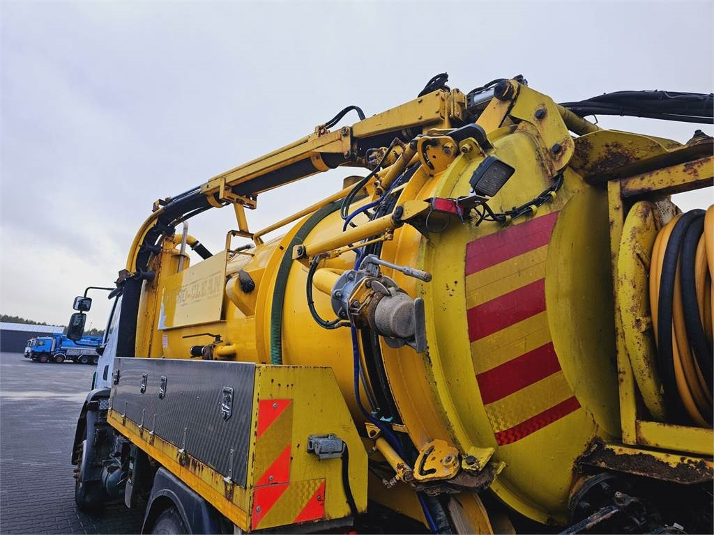 지자체/ 특수 차량 Volvo FULLER TANKERS 2008 WUKO for collecting liquid was : 사진 15