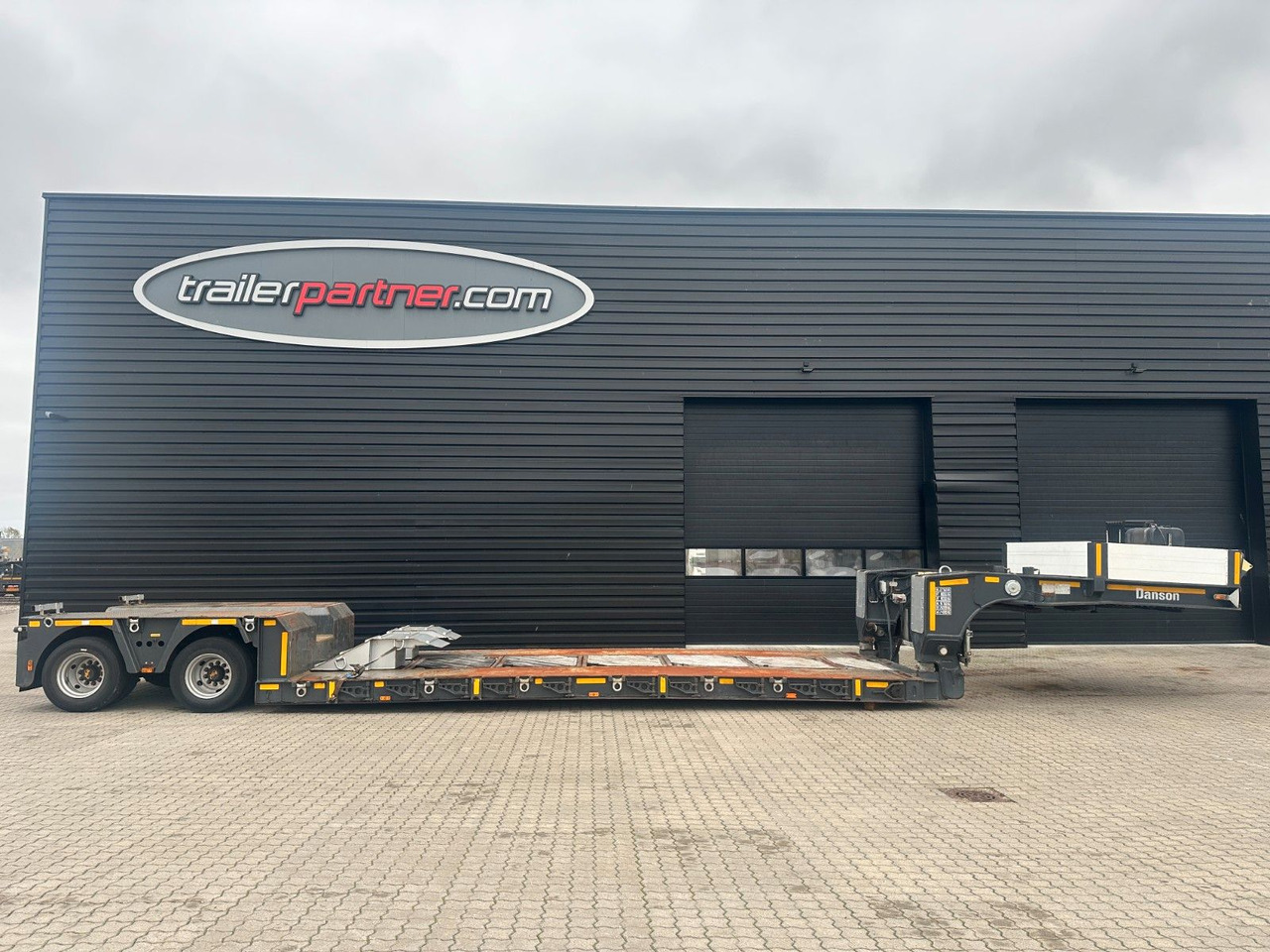 Doll Danson 2 achs tiefbett / ausziehbar - 저하대 세미 트레일러 : 사진 1 Doll Danson 2 achs tiefbett / ausziehbar - 저하대 세미 트레일러 : 사진 1