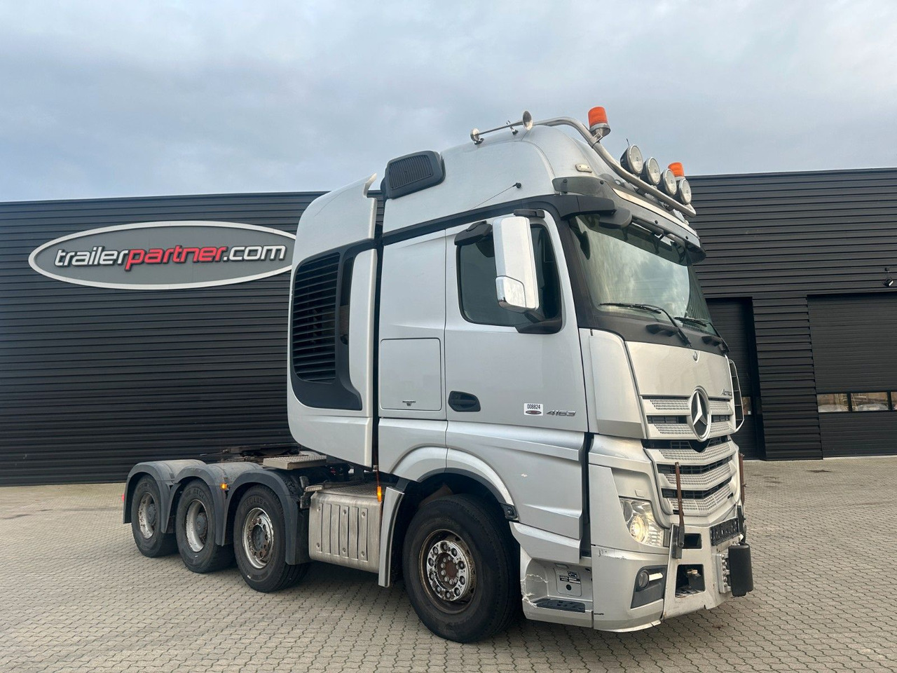 Mercedes-Benz Actros 4163 WSK 8x4 250 to. Push/Pull Schwerlast - 트랙터 유닛 : 사진 1 Mercedes-Benz Actros 4163 WSK 8x4 250 to. Push/Pull Schwerlast - 트랙터 유닛 : 사진 1