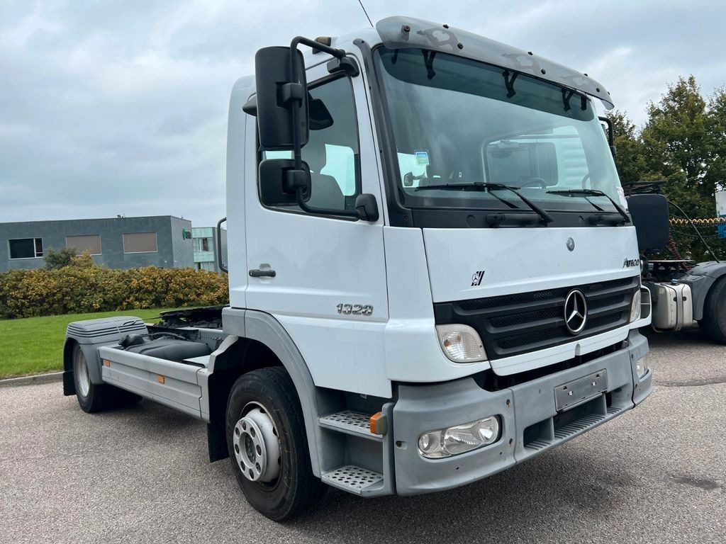 Mercedes-Benz Atego 1328 LS 4x2 + Diagnose Auflieger - 트랙터 유닛 : 사진 4 Mercedes-Benz Atego 1328 LS 4x2 + Diagnose Auflieger - 트랙터 유닛 : 사진 4