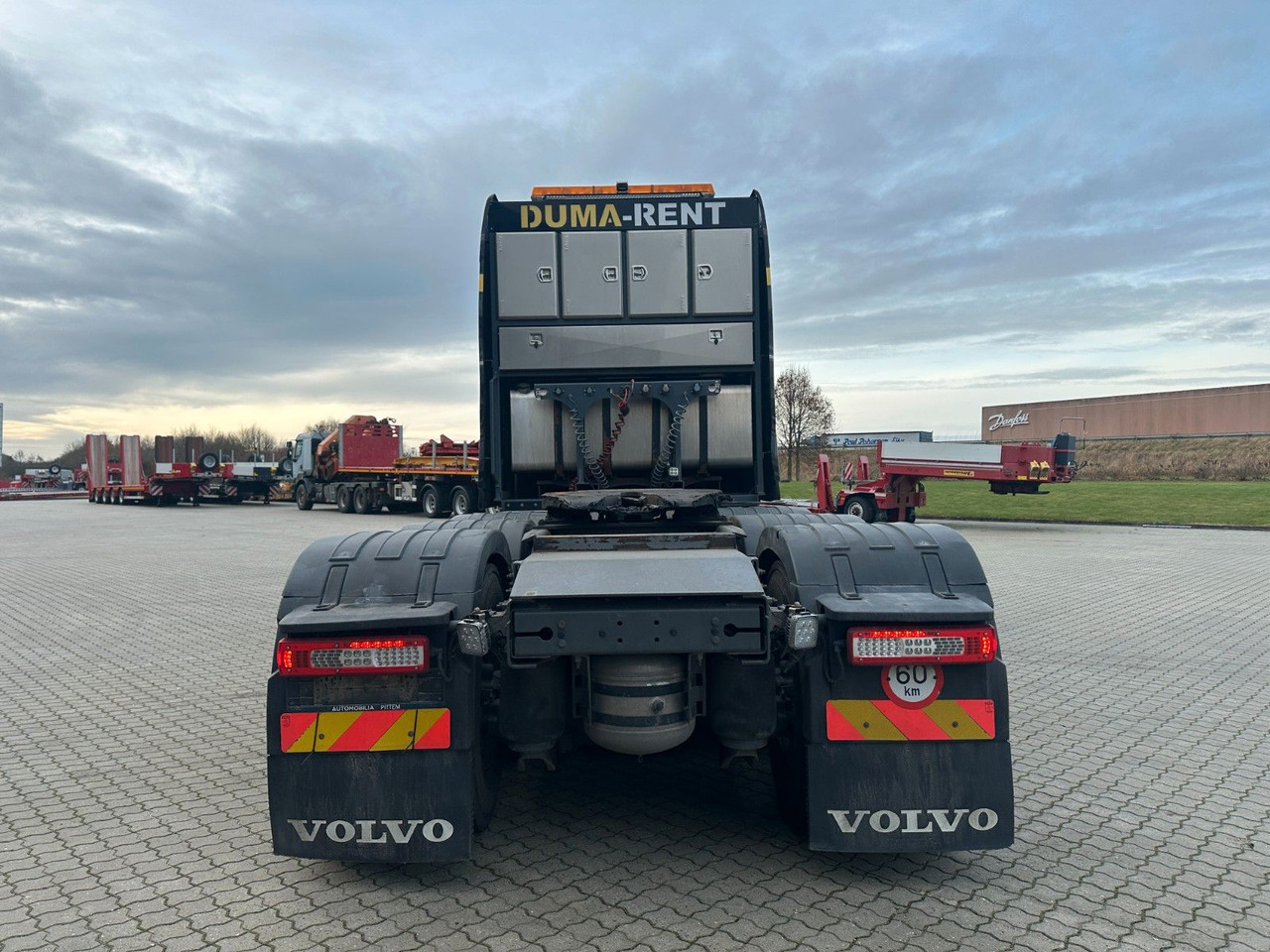 Volvo FH16 750 8x4 250 to. - 트랙터 유닛 : 사진 4 Volvo FH16 750 8x4 250 to. - 트랙터 유닛 : 사진 4