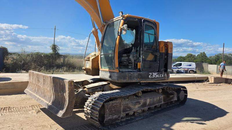 Hyundai Robex 235 LCR-9 - 크롤러 굴삭기 : 사진 4 Hyundai Robex 235 LCR-9 - 크롤러 굴삭기 : 사진 4