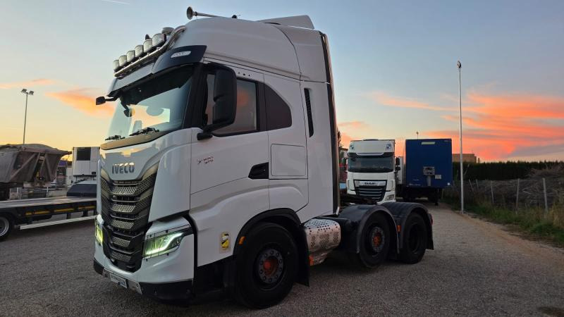Iveco S-WAY 570 - 트랙터 유닛 : 사진 3 Iveco S-WAY 570 - 트랙터 유닛 : 사진 3