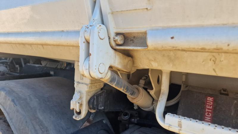 Iveco Trakker 410 - 덤프트럭 : 사진 5 Iveco Trakker 410 - 덤프트럭 : 사진 5