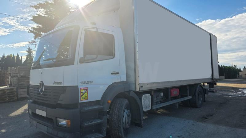 Mercedes Atego 1823 - 냉동탑차 : 사진 5 Mercedes Atego 1823 - 냉동탑차 : 사진 5