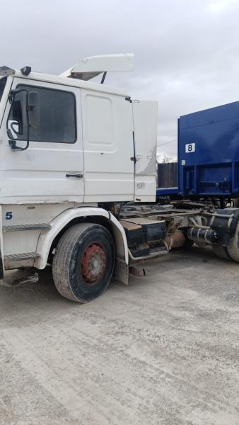 Scania RA 1 36 C - 트랙터 유닛 : 사진 2 Scania RA 1 36 C - 트랙터 유닛 : 사진 2