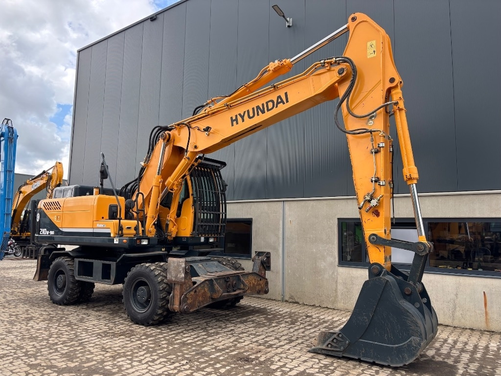 휠 굴삭기 Hyundai Robex 210 W-9 A - 210 W - 200 W - 180 W : 사진 7