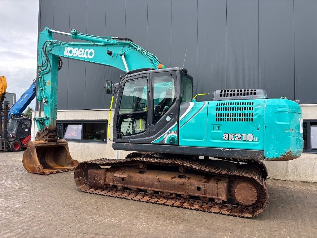 Kobelco SK 210 LC-10 - 크롤러 굴삭기 : 사진 2 Kobelco SK 210 LC-10 - 크롤러 굴삭기 : 사진 2