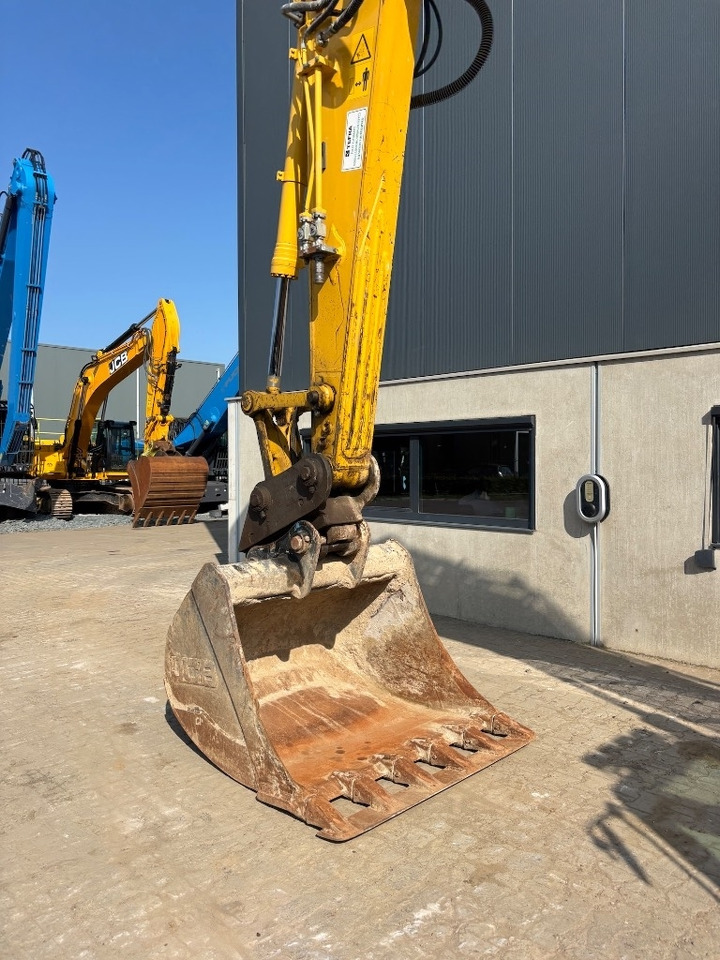 Komatsu HB 215LC-3 HB 215 - PC 210 - PC210LC-11 - 크롤러 굴삭기 : 사진 4 Komatsu HB 215LC-3 HB 215 - PC 210 - PC210LC-11 - 크롤러 굴삭기 : 사진 4