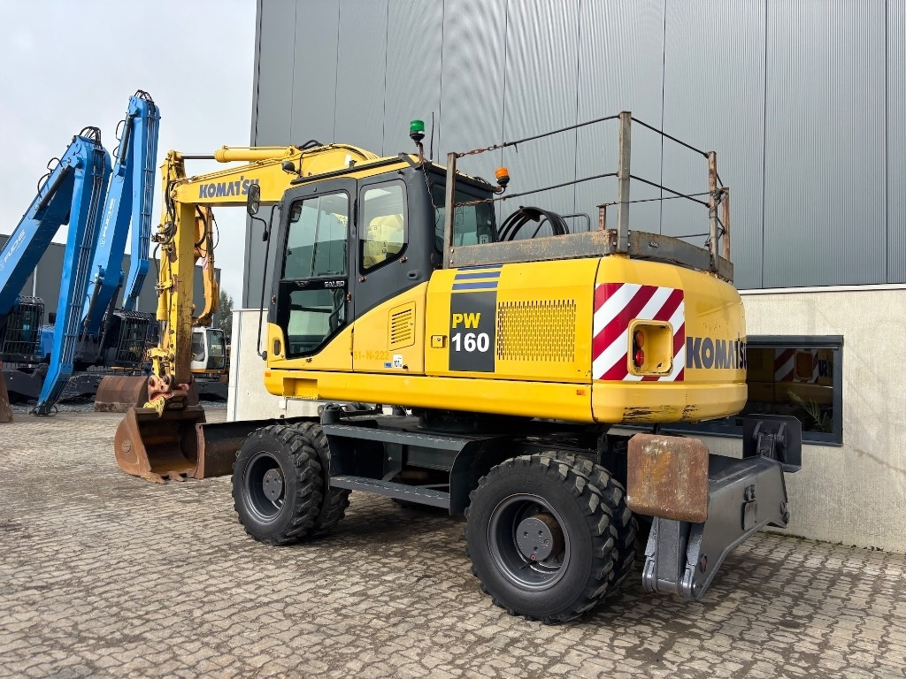 Komatsu PW 160-7 - PW160 - PW 160 - PW 180 - PW 140 - 휠 굴삭기 : 사진 4 Komatsu PW 160-7 - PW160 - PW 160 - PW 180 - PW 140 - 휠 굴삭기 : 사진 4