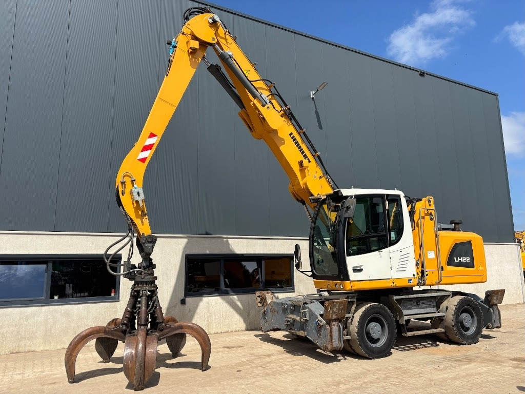 Liebherr LH 22 -- LH22 -- LH 24 - 폐기물/ 산업 처리기 : 사진 3 Liebherr LH 22 -- LH22 -- LH 24 - 폐기물/ 산업 처리기 : 사진 3