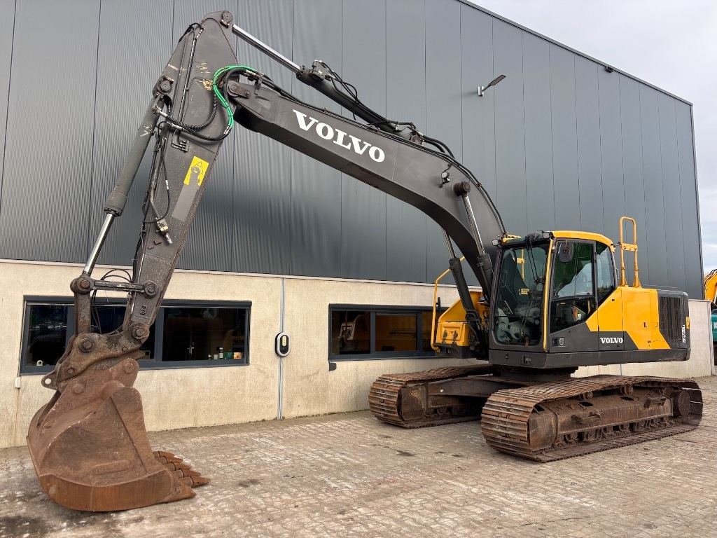 Volvo EC 220 E - EC220EL - EC 220 - 크롤러 굴삭기 : 사진 1 Volvo EC 220 E - EC220EL - EC 220 - 크롤러 굴삭기 : 사진 1