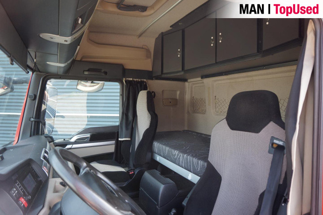 MAN TGX 18.420 4X2 BLS / ADR III - 트랙터 유닛 : 사진 4 MAN TGX 18.420 4X2 BLS / ADR III - 트랙터 유닛 : 사진 4
