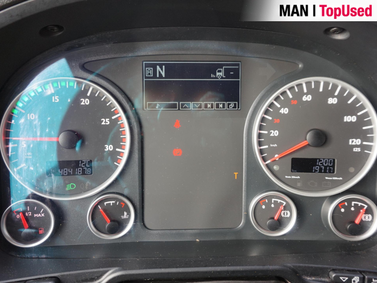 MAN TGX 18.420 4X2 BLS / PTO / ADR III / Euro6 - 트랙터 유닛 : 사진 4 MAN TGX 18.420 4X2 BLS / PTO / ADR III / Euro6 - 트랙터 유닛 : 사진 4